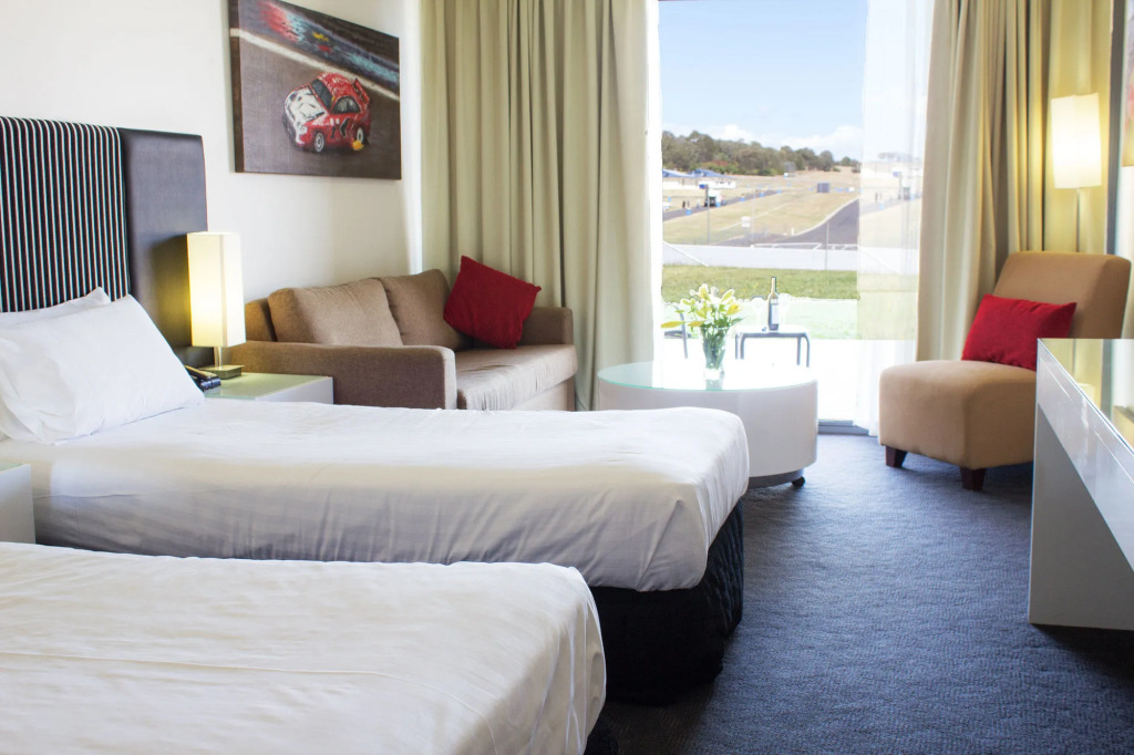 Rydges Mount Panorama Bathurst
