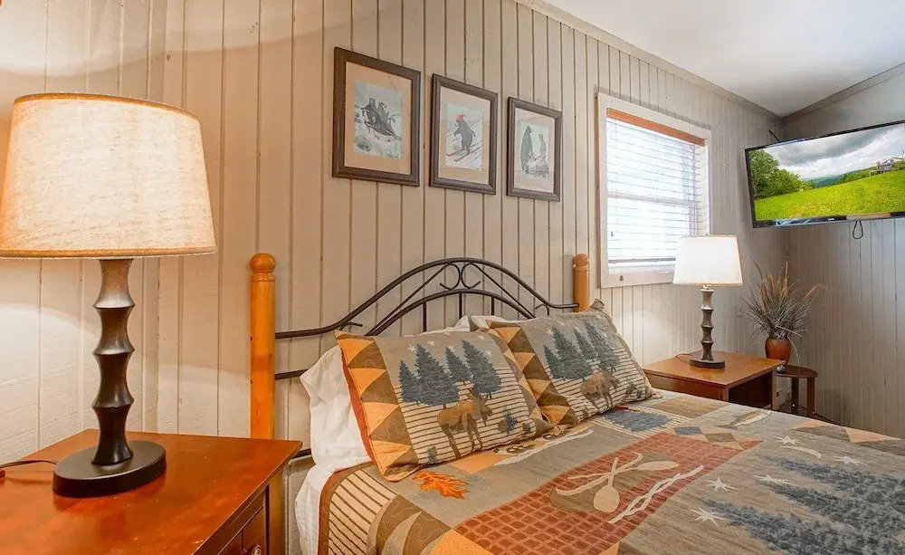 Fall Retreat Hutch 6 Slope Side 5BR
