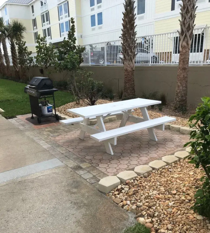 Win-San B-204 - 2 Br Condo
