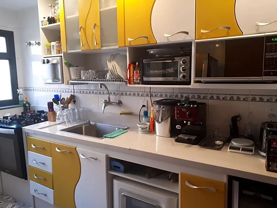 Hosts in Rio Homestay