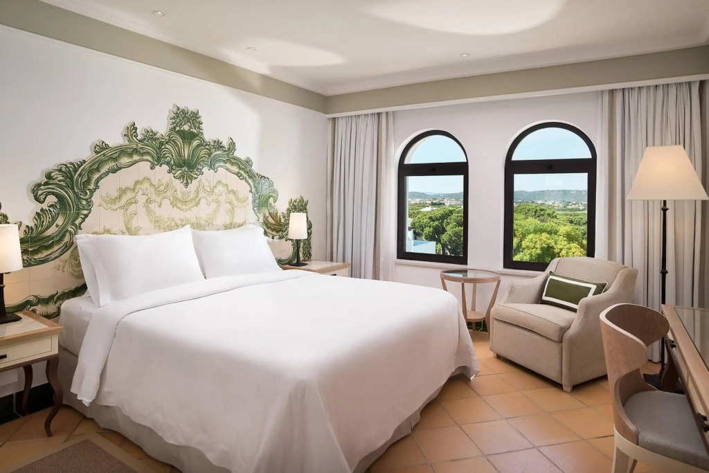 Pine Cliffs Ocean Suites, a Luxury Collection Resort & Spa, Algarve