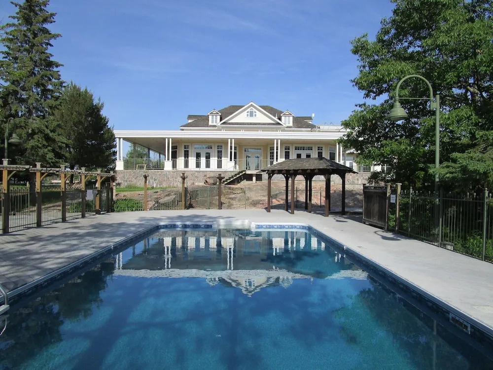 Burleigh Falls Inn