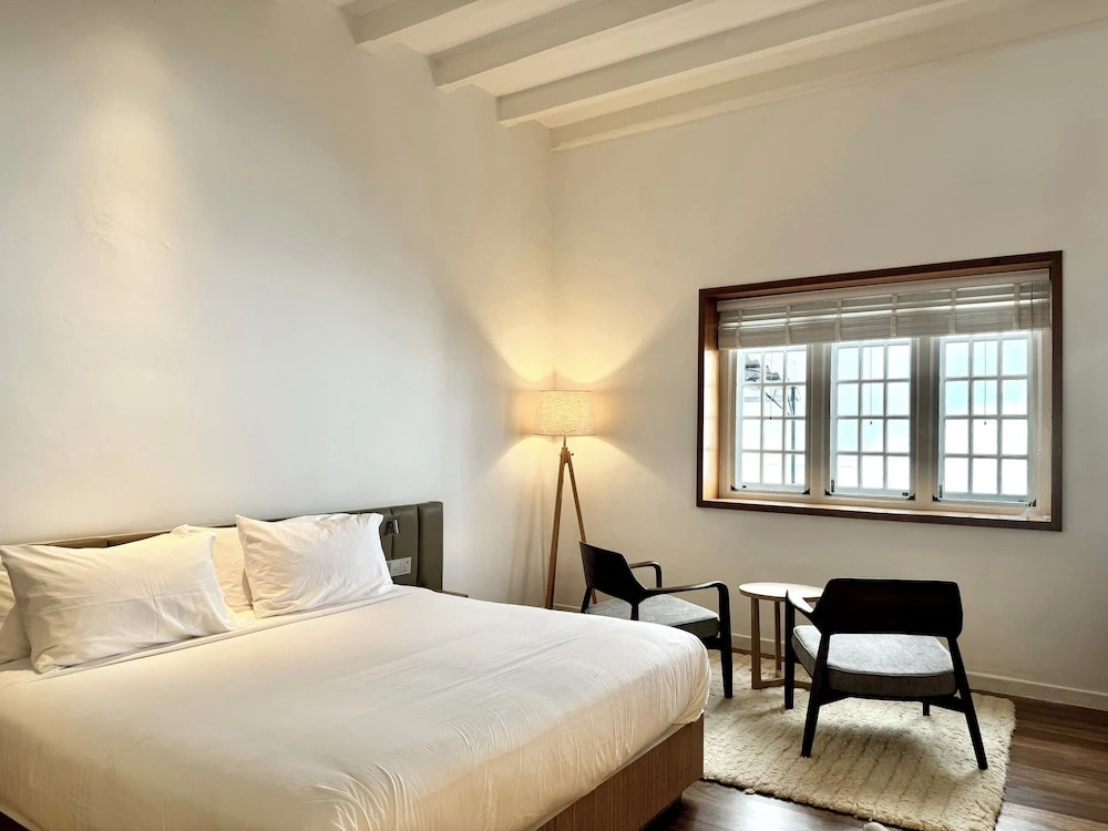 Eythrope Boutique Villa