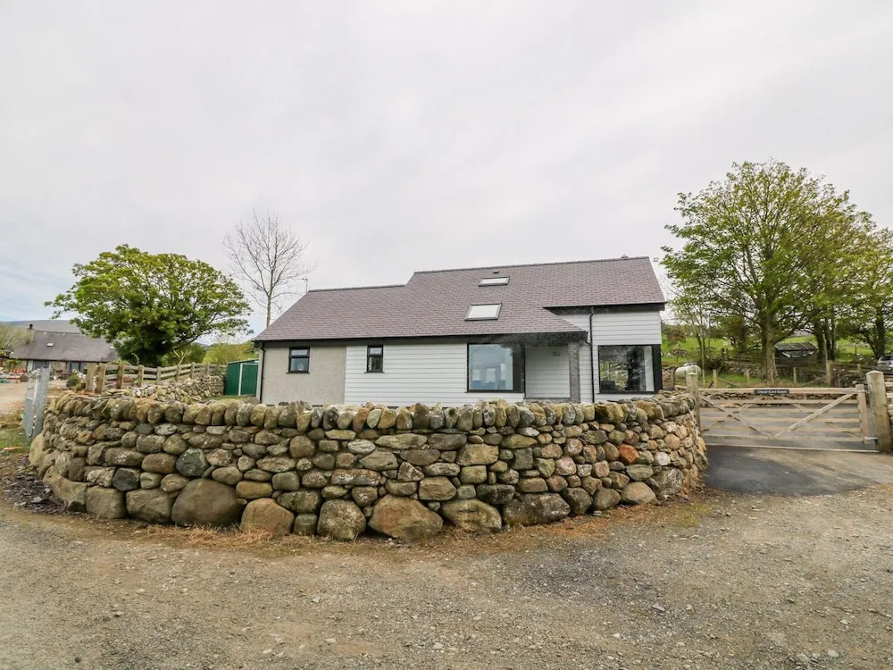 Llwyd Coed Canol