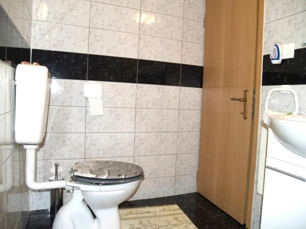 One Bedroom Apartment Alma, Sleeps 4