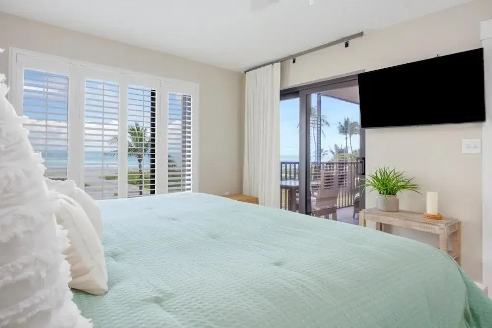 Pelicans Roost 205 2 Bedroom Condo by RedAwning