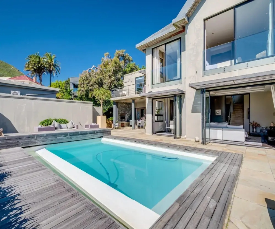 Family Villa in the Heart of Camps Bay Bayon House