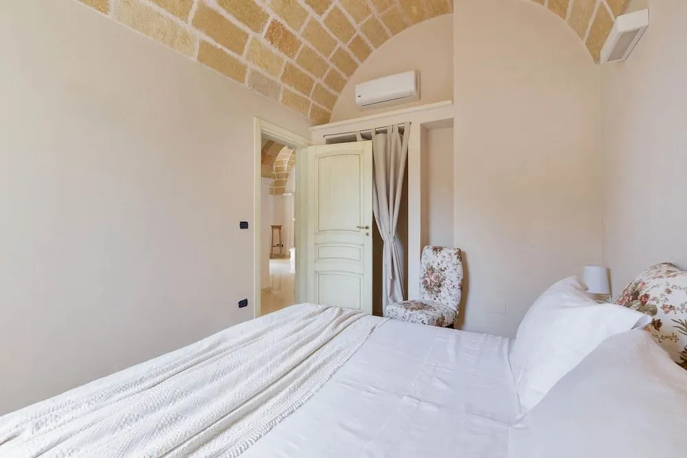 Villa Satis by Perle di Puglia