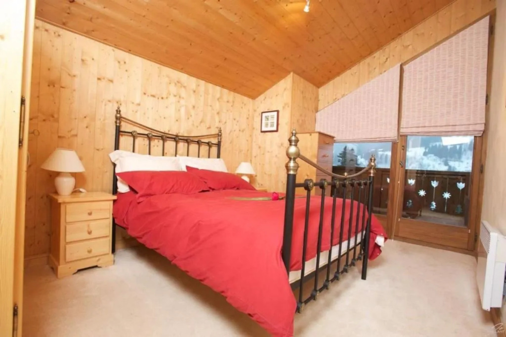 Luxury Family Ski Chalet - Jacuzzi BBQ - Near Lake Golf - Multipass access 60 Summer activities - Sleep 10
