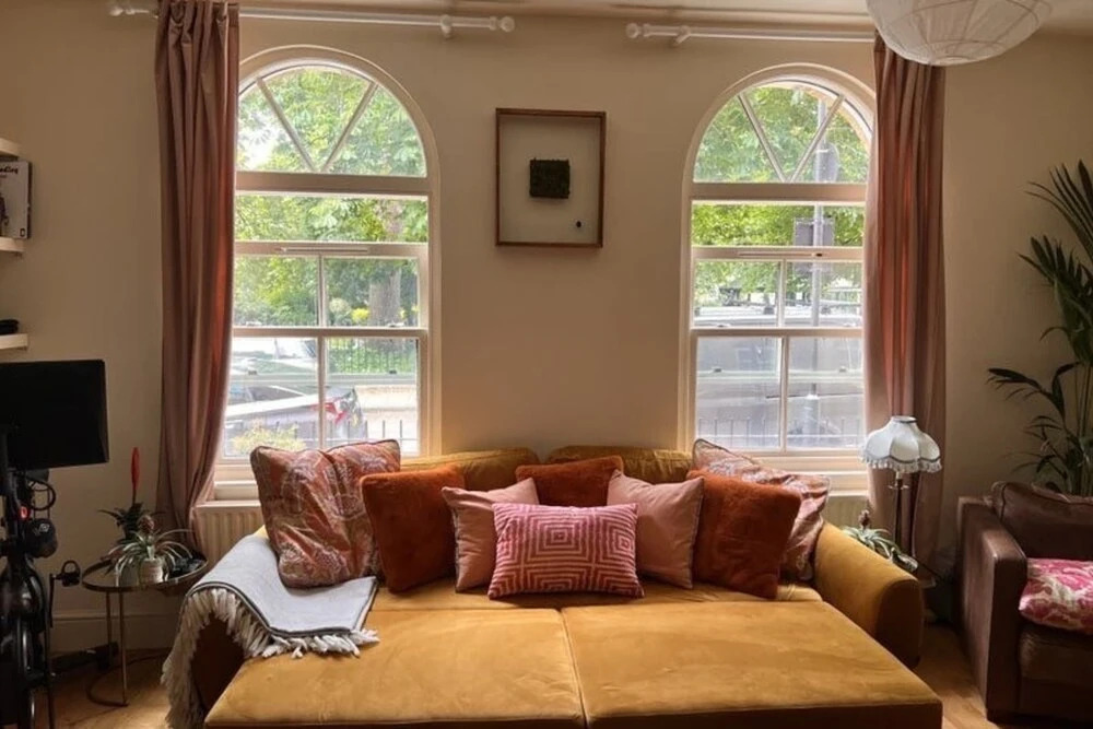 Stylish & Homely 1BD Flat, 1min to Clapton Sqaure!