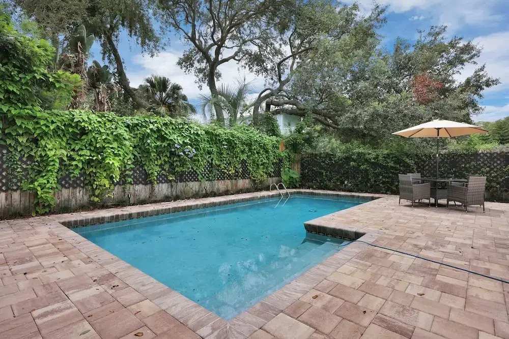 Welcome Basket Pool By Beach Fire Pit BBQ PS4