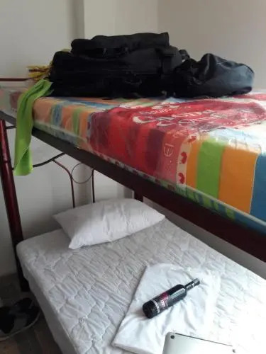 Arrendajos Hostel