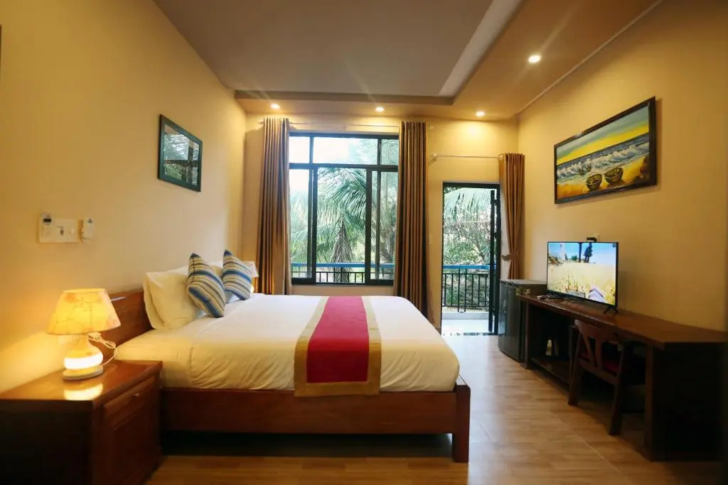 Tan Doan An Bang center beach villas