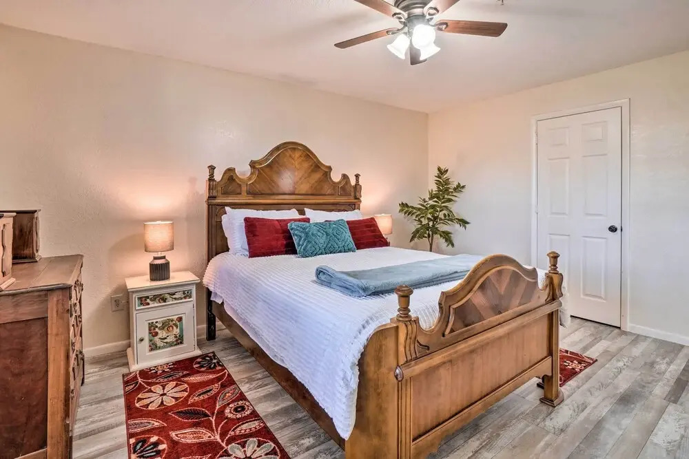 Family-friendly Condo ~ 3 Mi to Branson Landing
