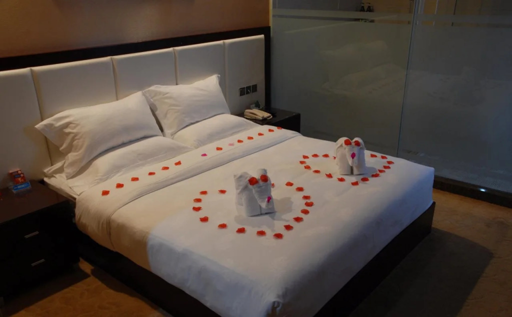 Homeinn Selected Hotel (Zhuhai Gongbei Huanyu City Shopping Center)