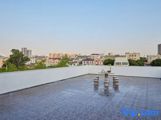 Xiamen Shanxun Qishu Jinyuan  (Xiamen North Railway Station Institute of Technology)