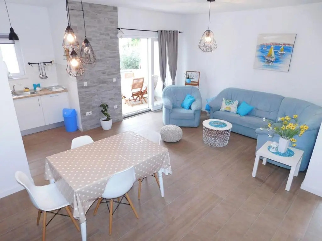 Apartman Karmen