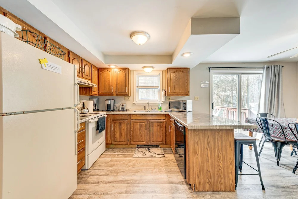Arrowhead Lake Retreat w/ Private Indoor Pool!