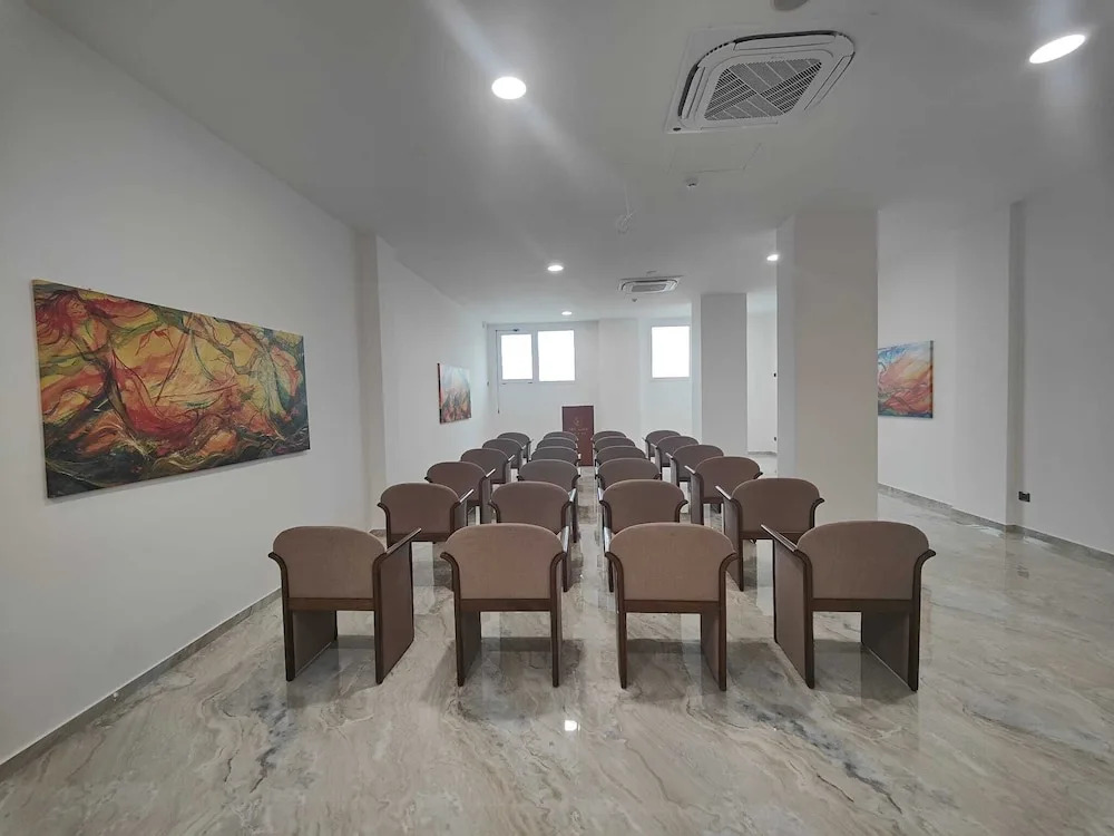 Hotel Eboli
