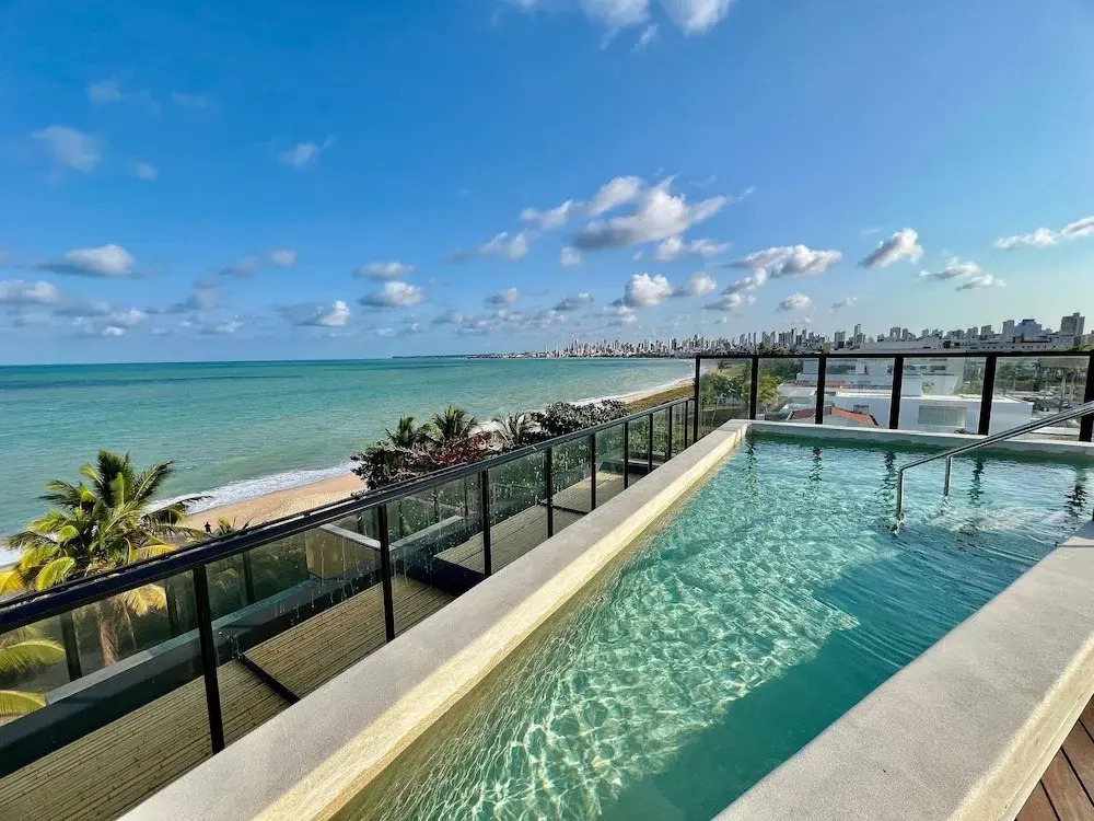 Restinga by Xtay - Studios com piscina e academia, pé na areia em João Pessoa