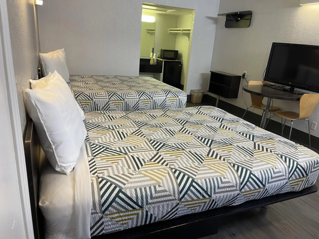 Motel 6-Sallisaw, OK