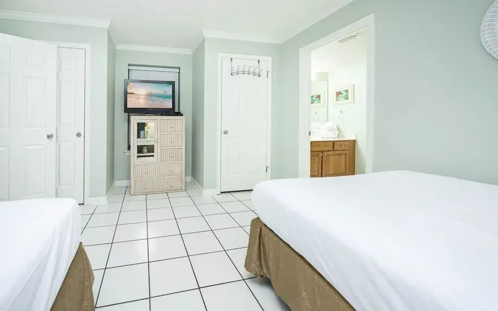 Phoenix East 2 2024 2 Bedroom Condo