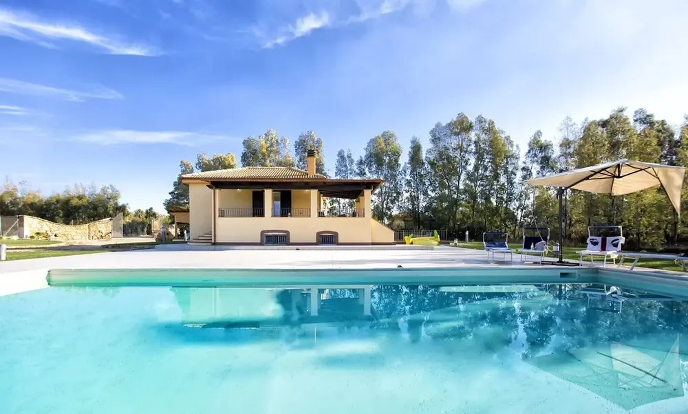 Villa Malika in Alghero for 8 People With Private Pool and Large Garden