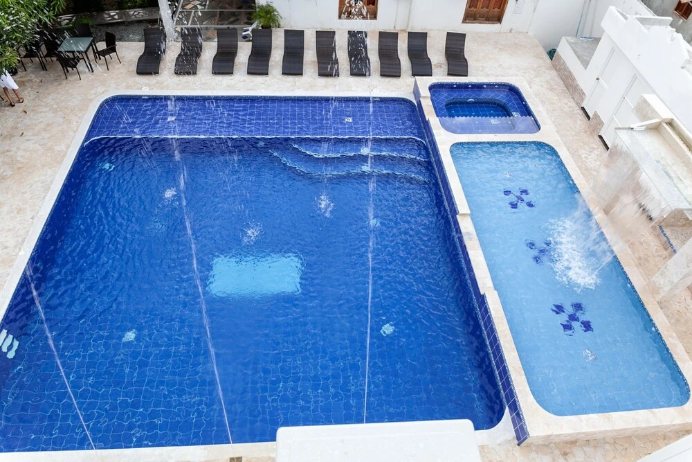 HOTEL BAHÍA PINORROA