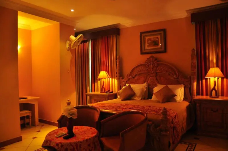 Emarald Resort