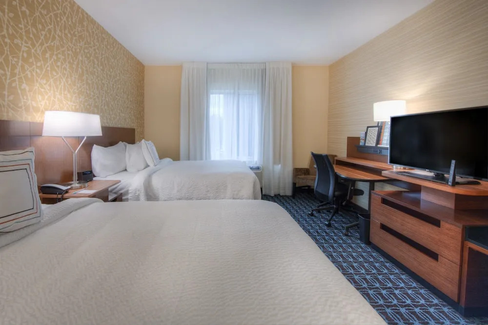 Fairfield Inn & Suites by Marriott Charlotte Airport