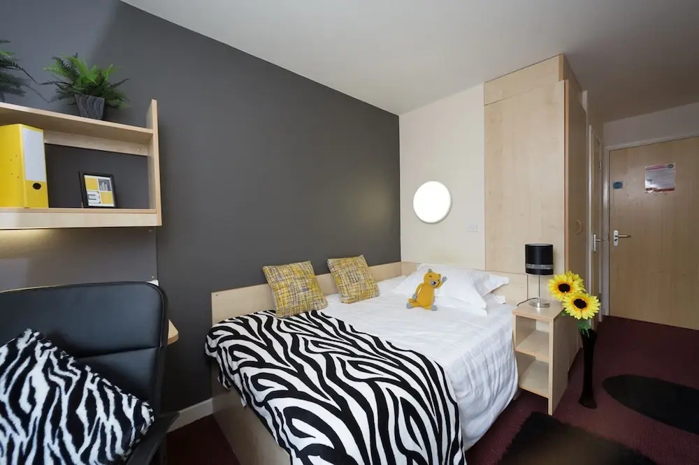 En Suite Rooms & Apartments SHEFFIELD