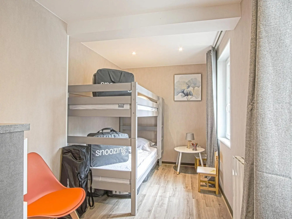 Modern apartment in Bayeux near Tapestry Museum
