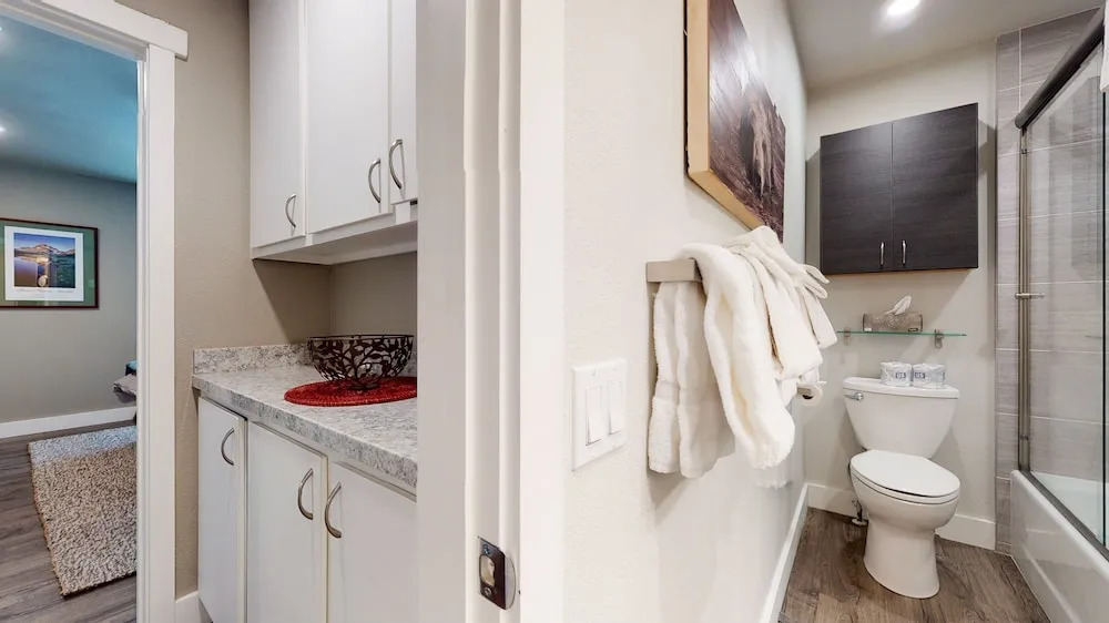 Mammoth Creek 13 1 Br condo by RedAwning