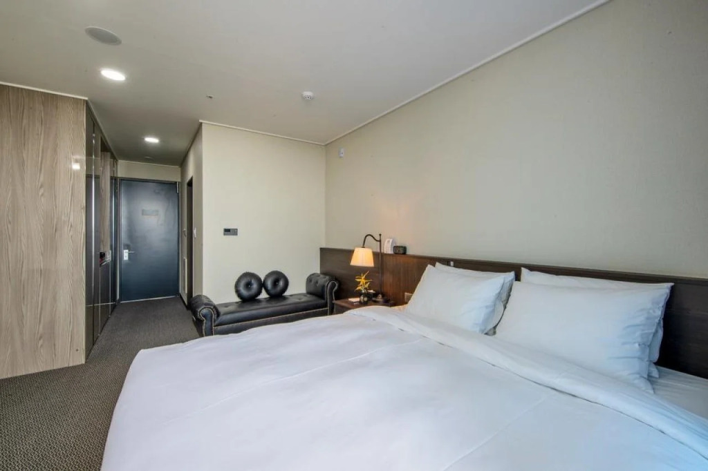 Riviera Incheon Airport Hotel