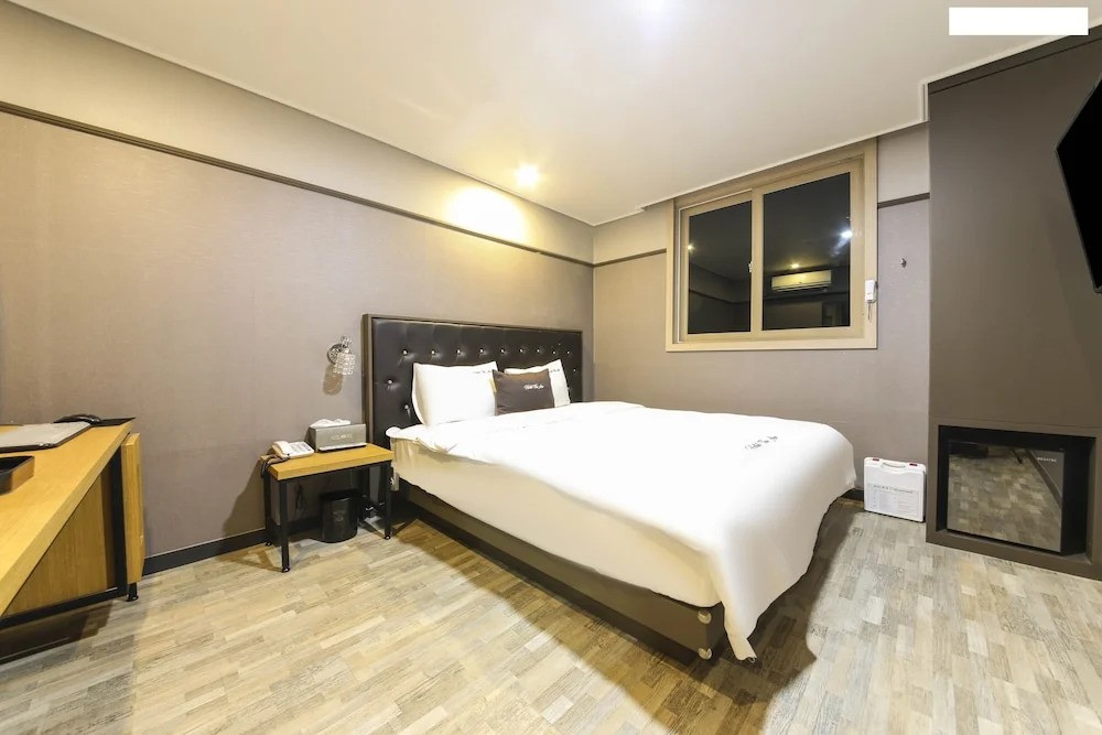 Hotel the Ace