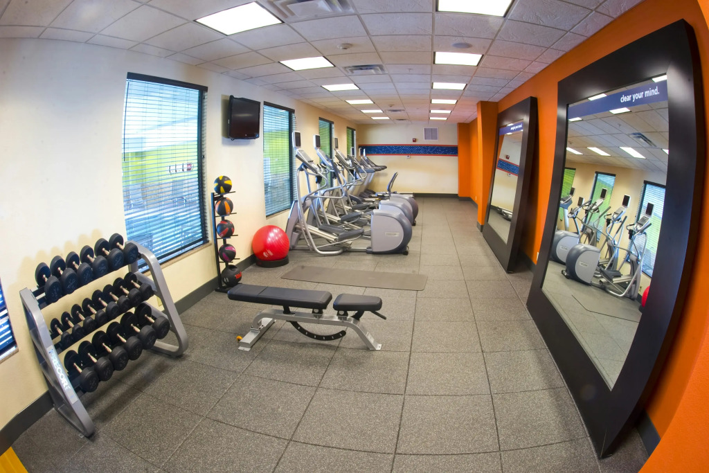 Hampton Inn Evansville Airport