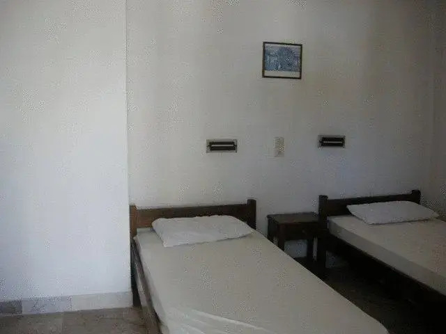 Efrosyni Apartments