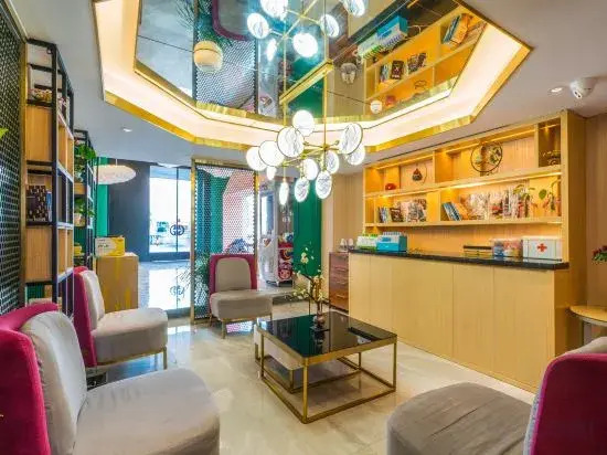 5.0 Joseph 3D Movie Hotel (Yuhuan Wuyue Plaza)