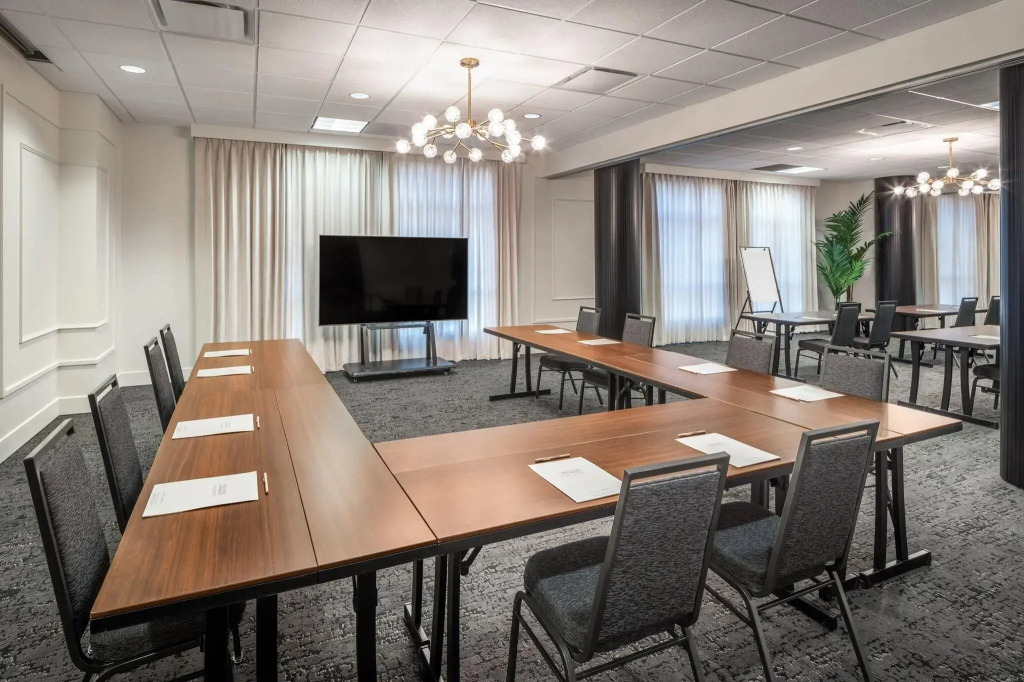 Residence Inn by Marriott Calgary South
