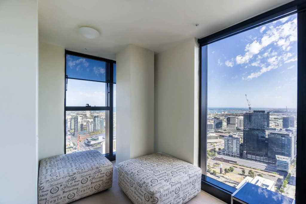 StayIcon Serviced Apartment On Collins