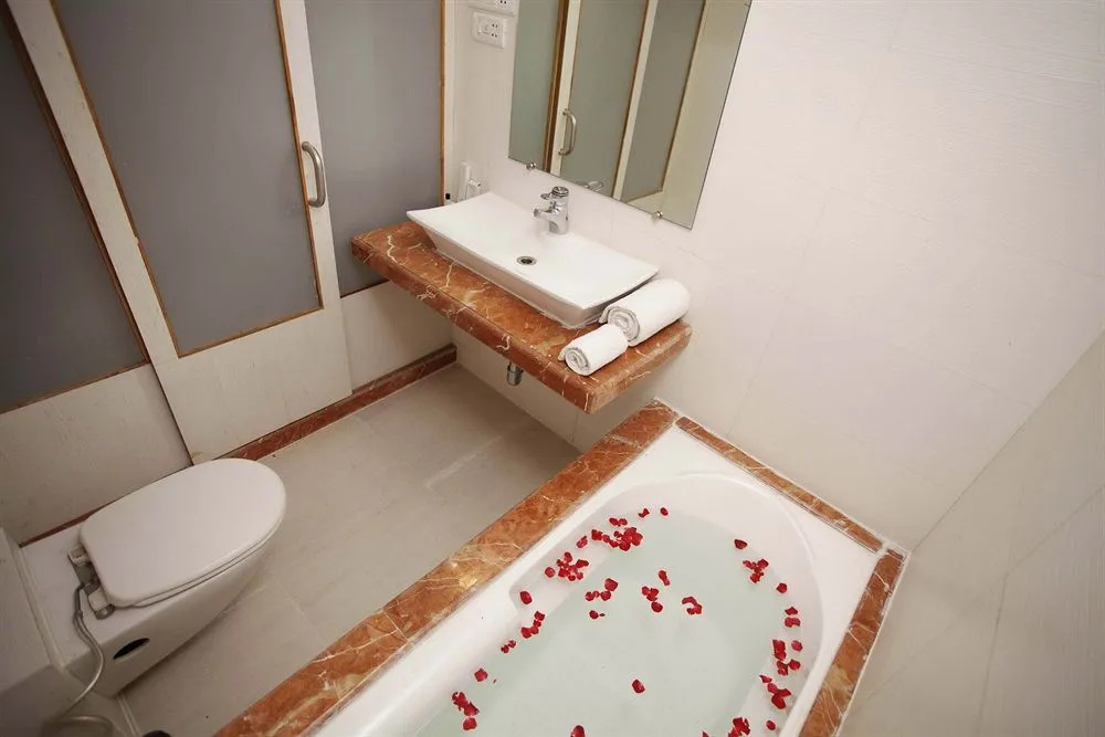 The Caliph Hotel & Executive Suites
