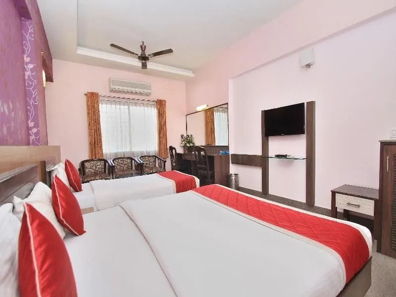 Oyo 346 Hotel Aab Residency