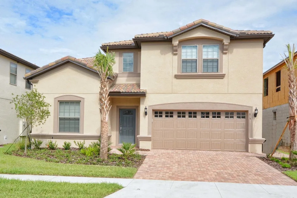 Windsor at Westside-8 Bedrooms House w/pool-3711WW