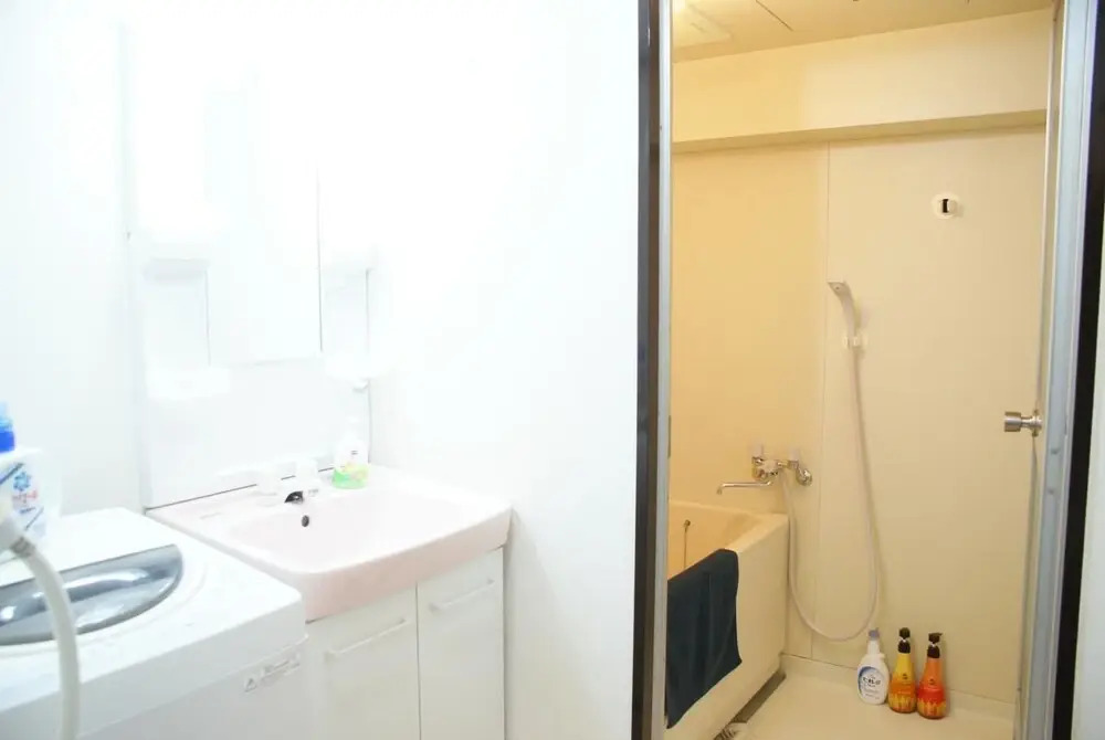 Omotenashi Kuni’s House (54-9)