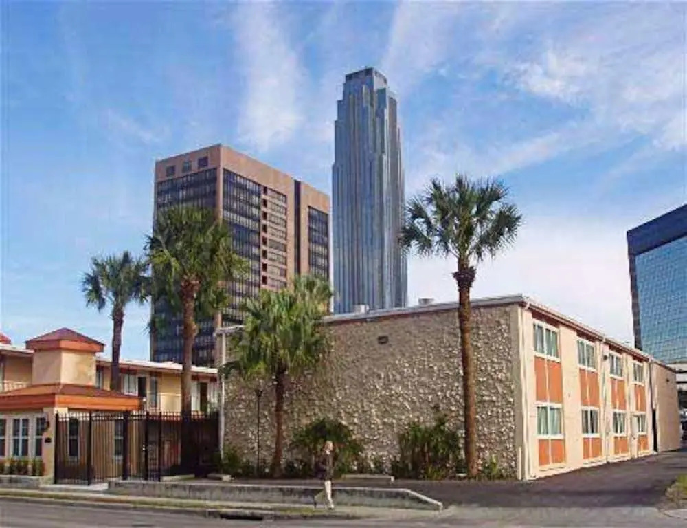 Galleria Garden Hotel