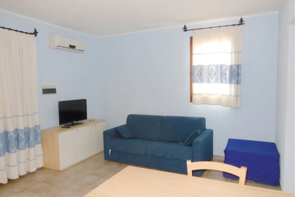 Residence with swimming pool Bilo on the second floor with air conditioning.-Giulia Bilo 25