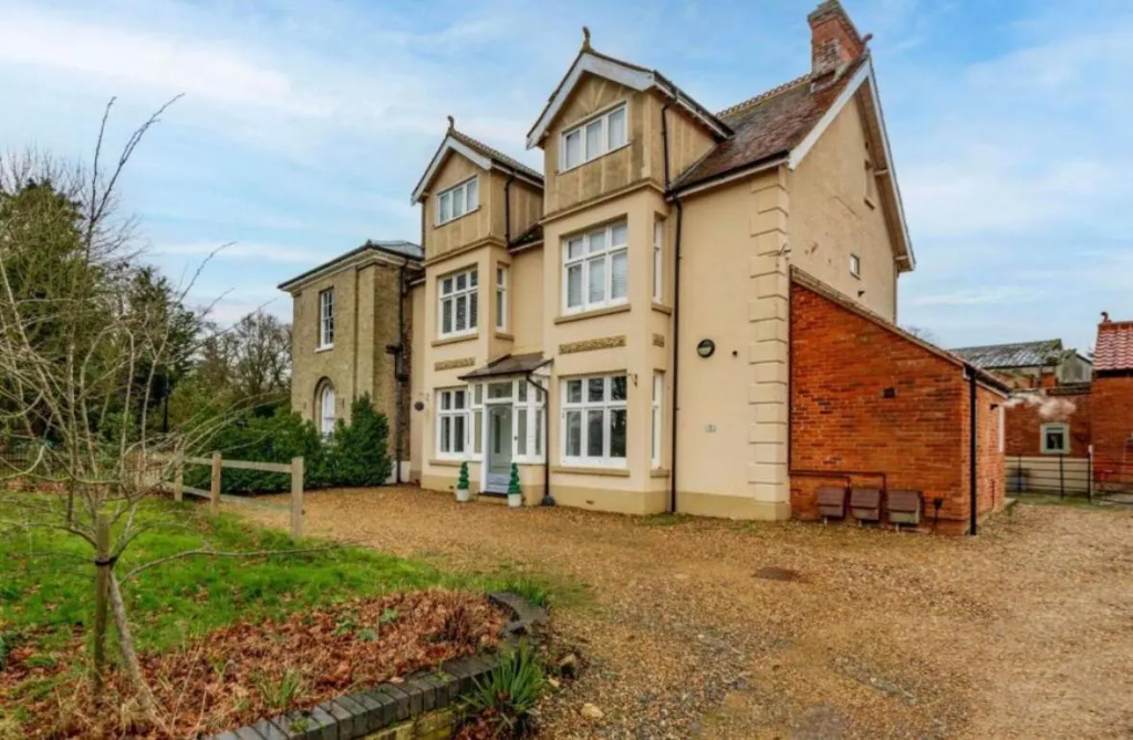 Stylish 2 Bed Apart in the Heart of North Norfolk