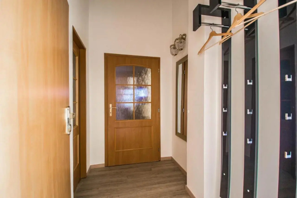 4BDR Historical Spirit Apt by Ruterra