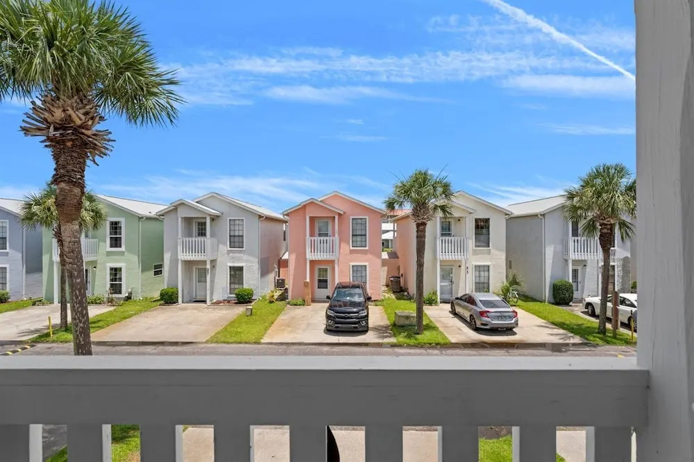 17214 Front Beach Rd T28