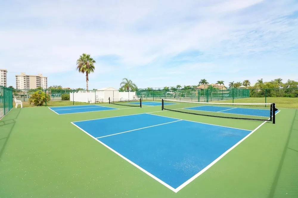 Beach & Tennis 1604